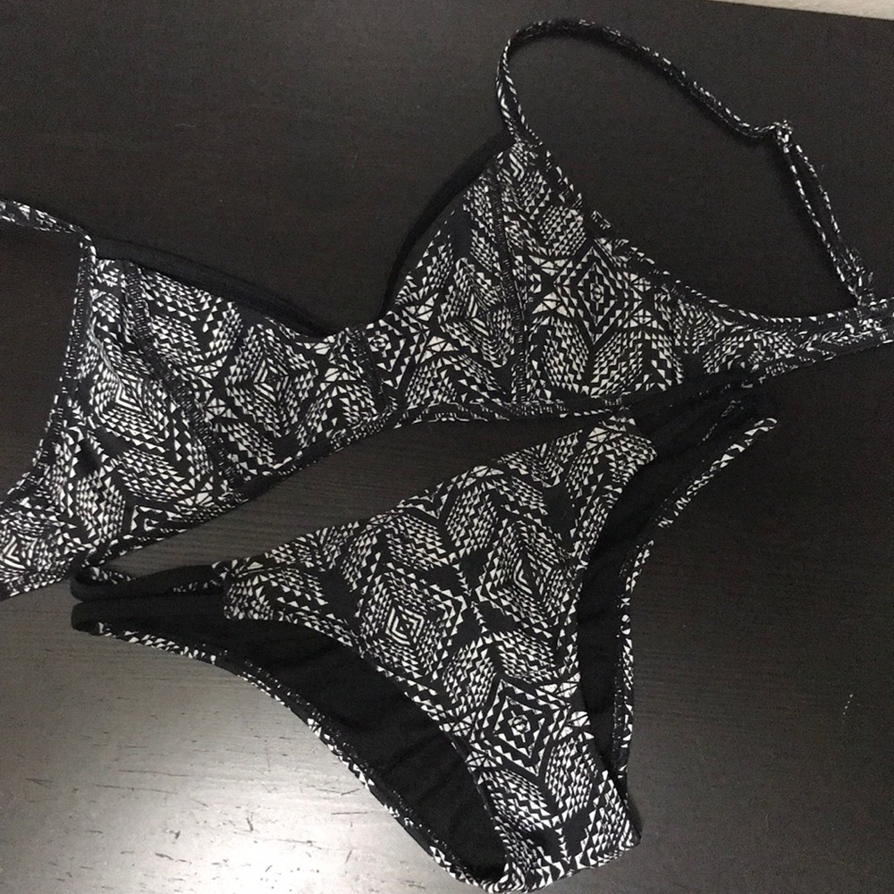 Xhilaration bathing suit